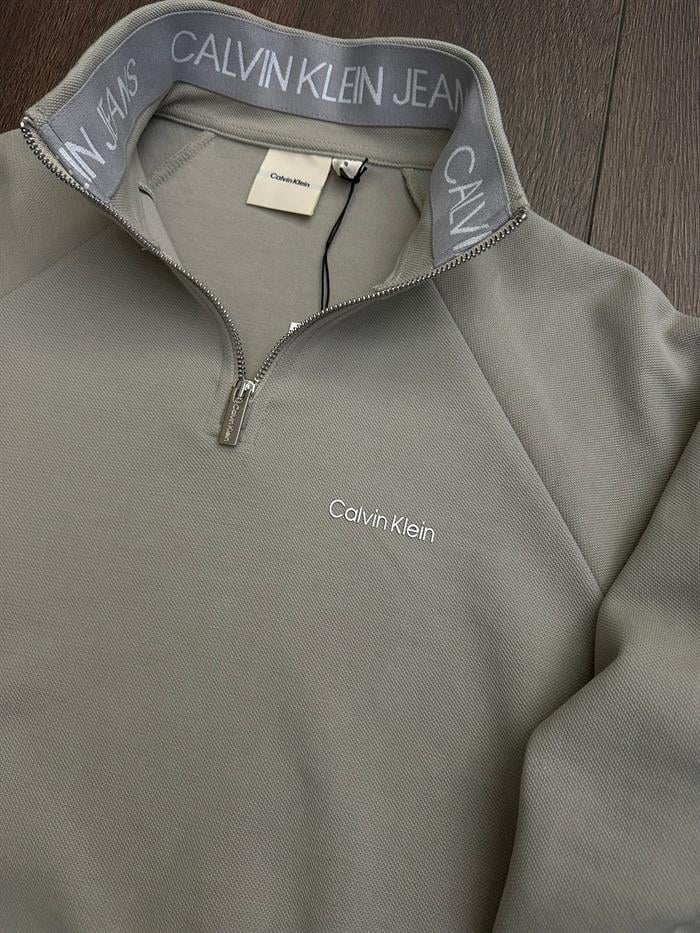 Yaka Yazılı Yarım Fermuarlı Sweatshirt