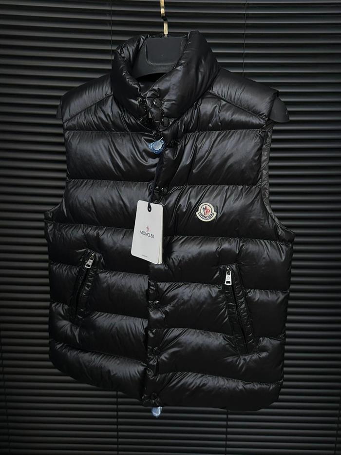 %100 Kaz Tüyü Nakış Logolu Yelek