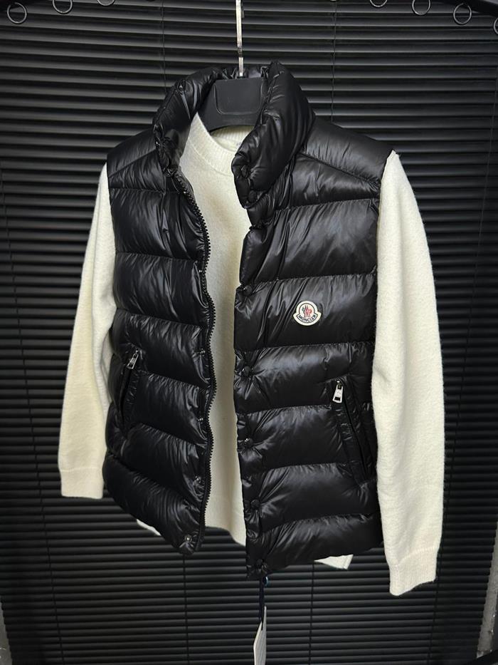 %100 Kaz Tüyü Nakış Logolu Yelek