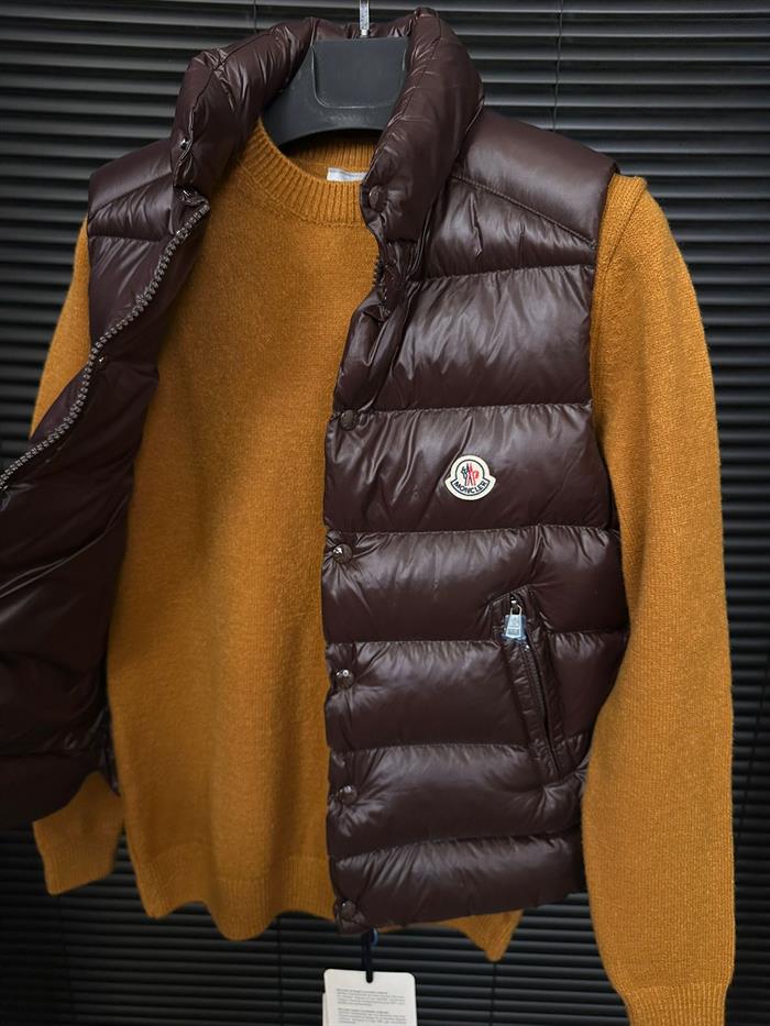 %100 Kaz Tüyü Nakış Logolu Yelek