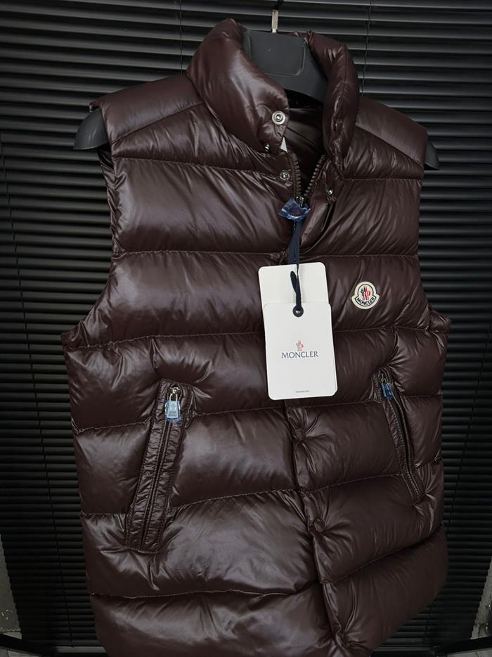 %100 Kaz Tüyü Nakış Logolu Yelek