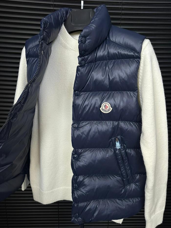 %100 Kaz Tüyü Nakış Logolu Yelek