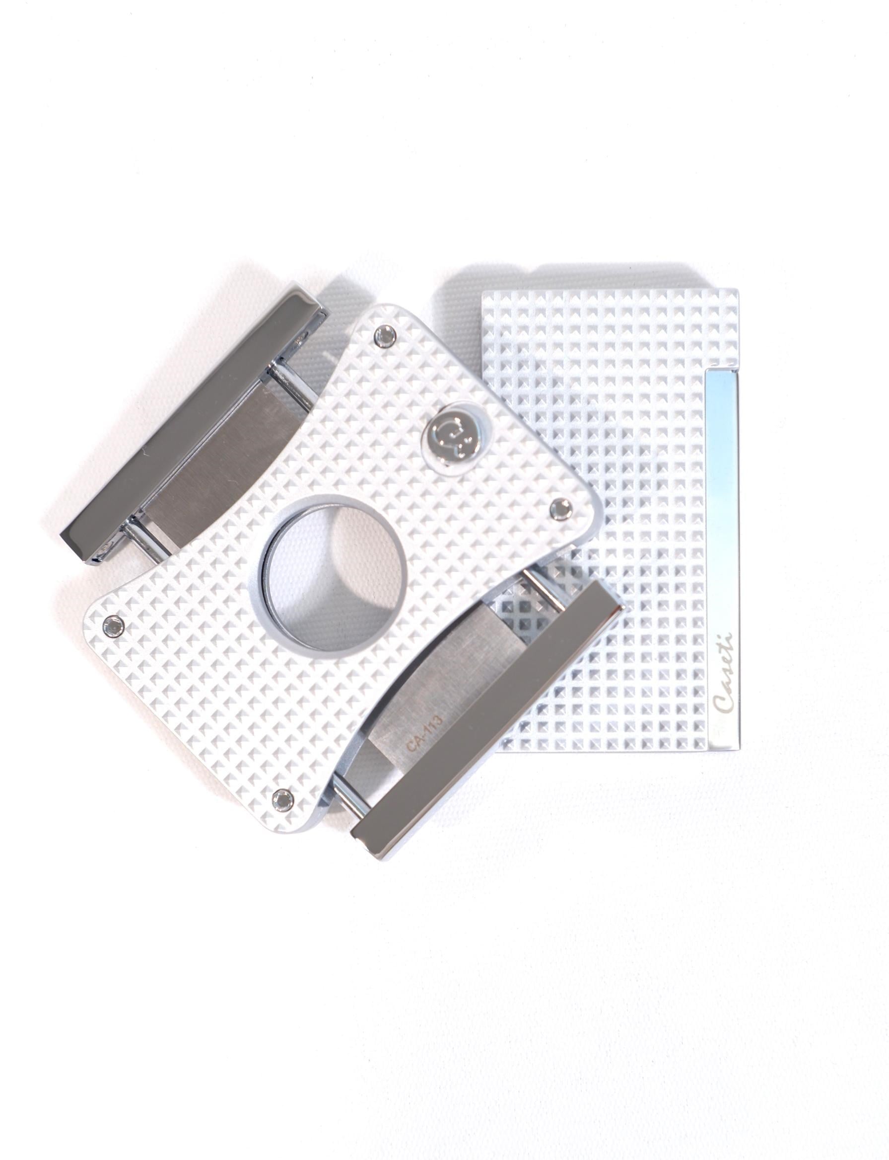 Caseti Beyaz 3D Tasarımlı Premium Puro Seti CAT005CAT005Caseti