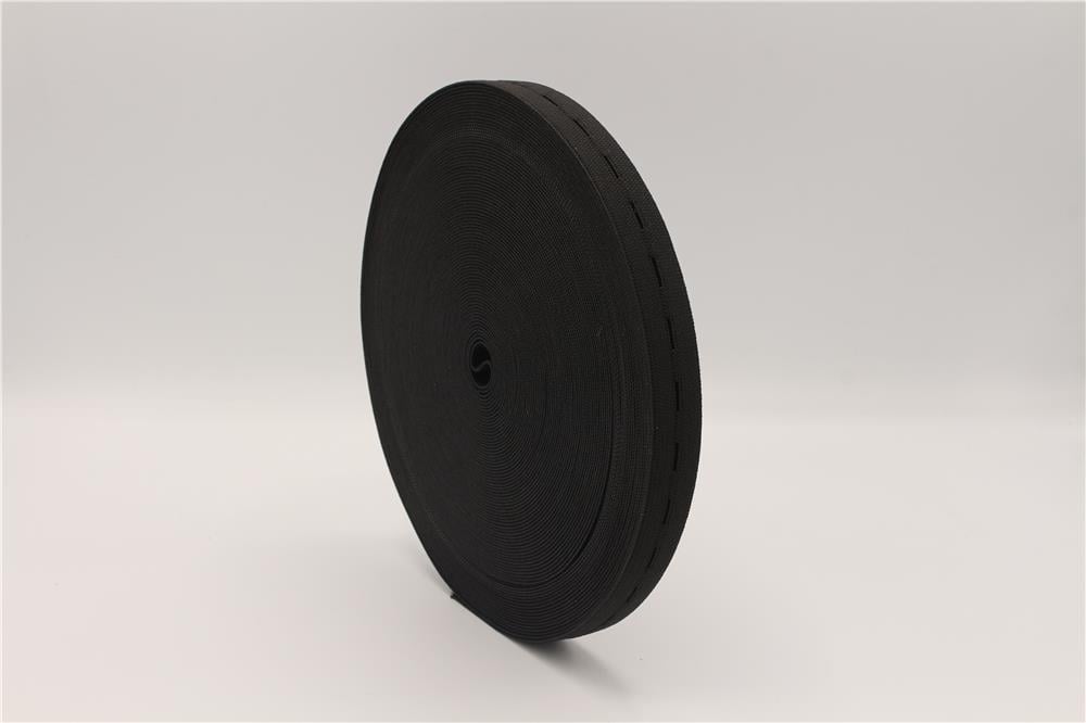 İlikli Lastikler - 25 mt Siyah