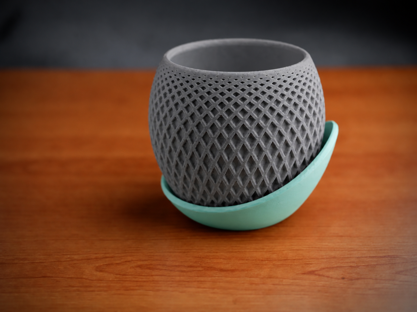 3D Baskı Küre Saksı - Kafes Dokulu İki Parçalı Dekoratif Saksı - Gri-Mint