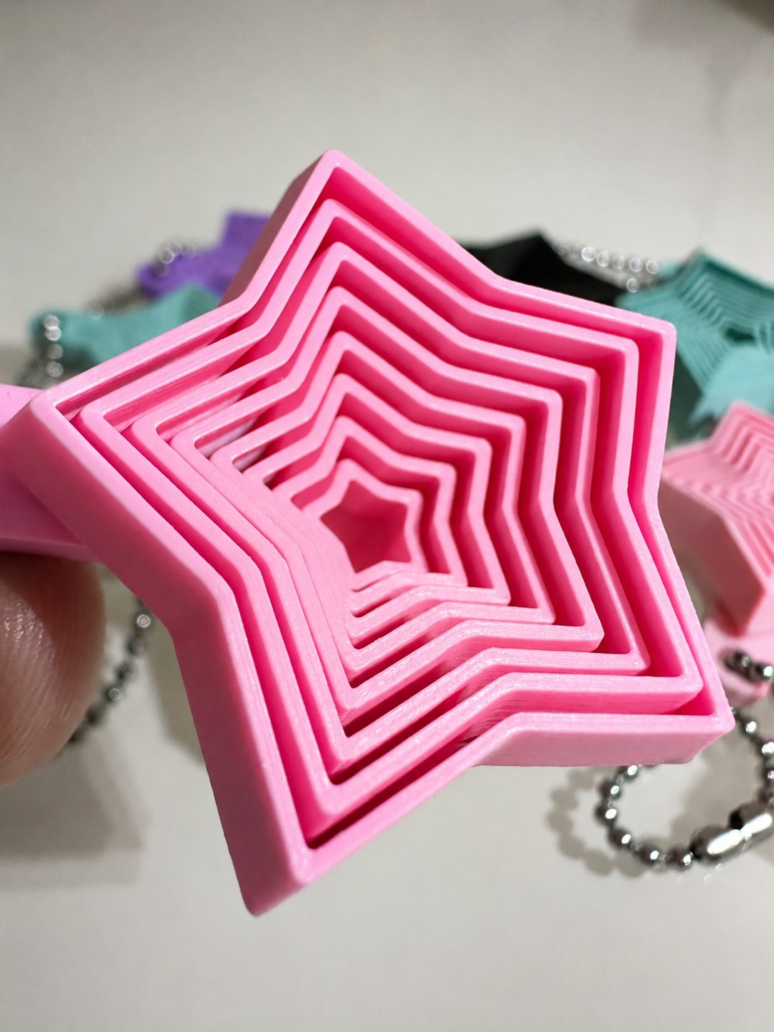 3D Baskı Yıldız Fidget Anahtarlık - Hareketli Stres Oyuncağı ve Çanta Aksesuarı-Pembe
