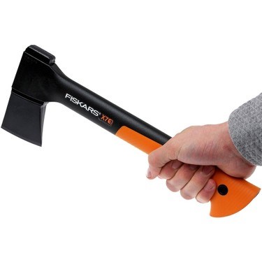 Ahşap saplı parçalama baltası, dayanıklı ve pratik kullanım için