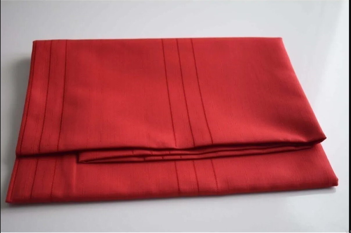 Colber Leke Tutmaz Tek Masa Örtüsü 160x220cm - Kırmızı