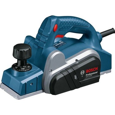 Elektrikli Planya ile 650 W Güç ve 2.6 mm Kesim Kapasitesi