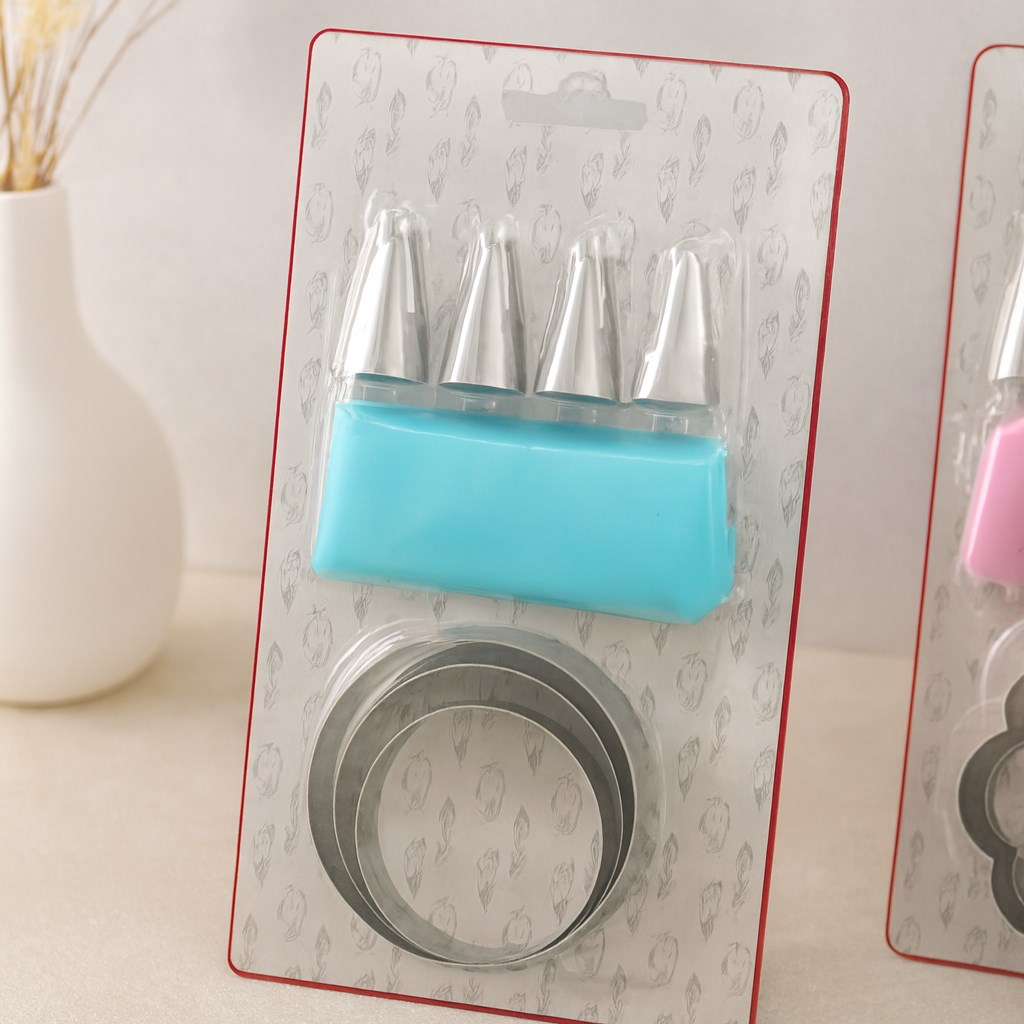 Pasta Süsleme Seti 8 Parça (Krema Torbası, Metal Uçlar, Kurabiye Kalıpları)