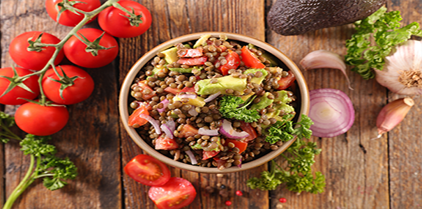 Garam Masala Soslu Mercimek Salatası