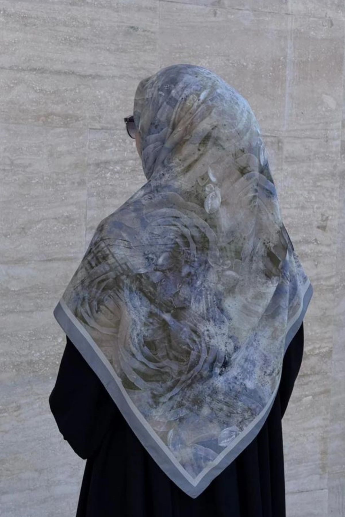 Pamuklu Soft Âlâ Desen Eşarp-Gümüş