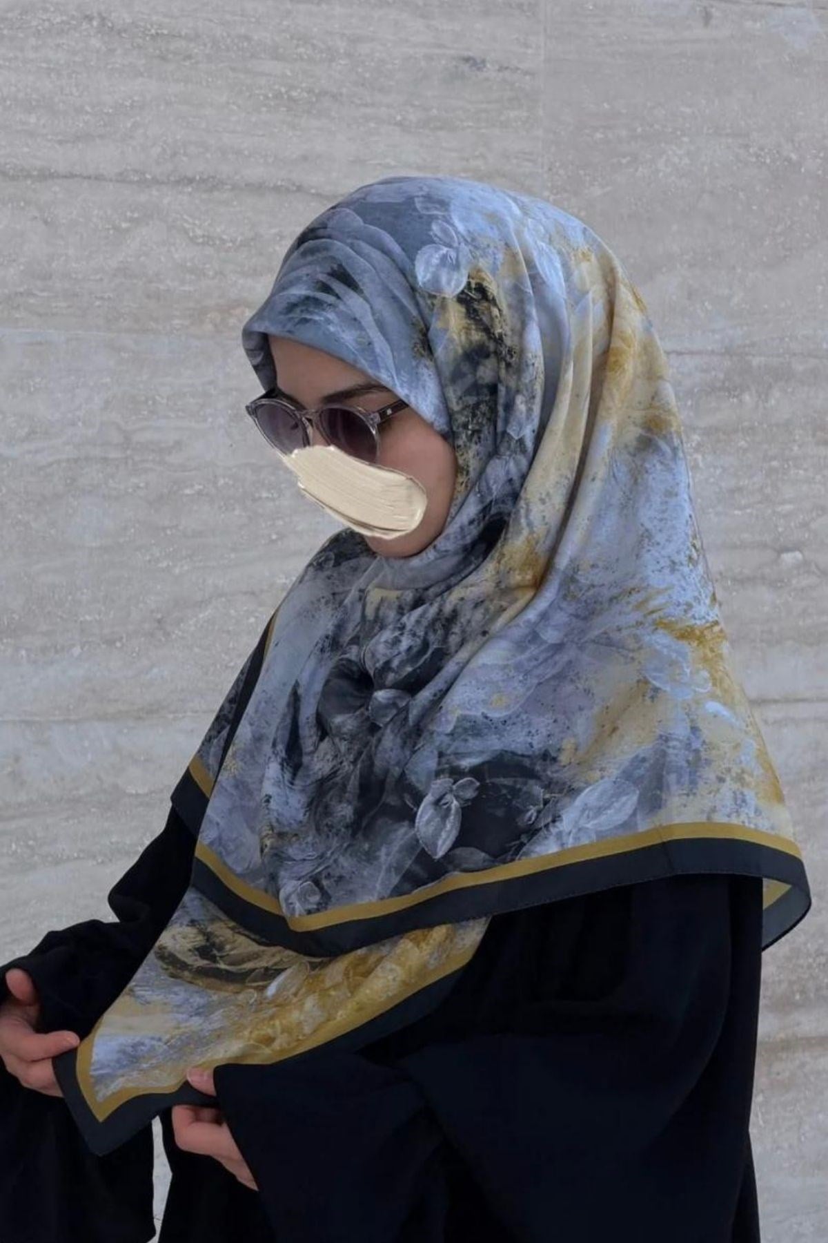 Pamuklu Soft Âlâ Desen Eşarp-Siyah