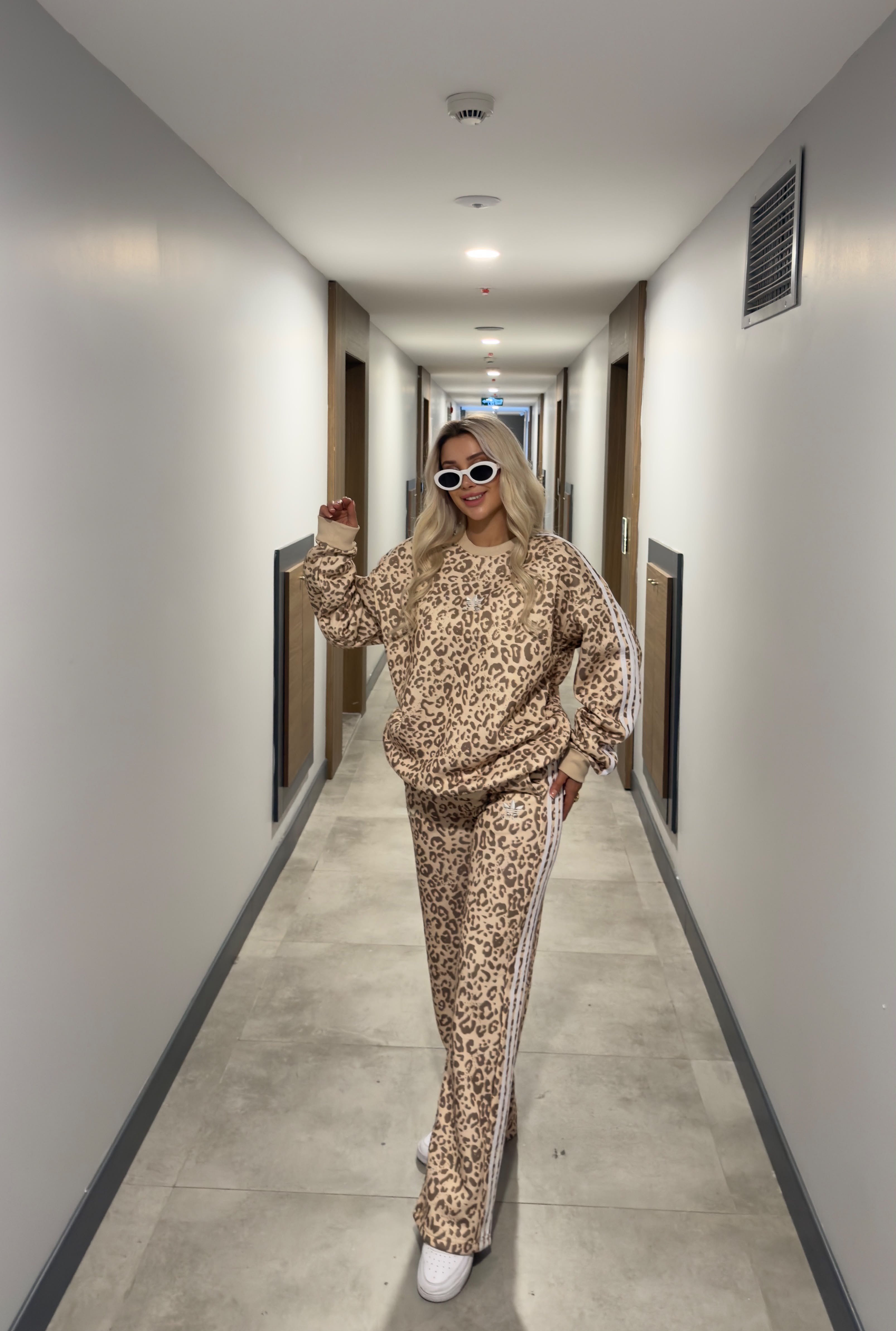 LEOPAR 2 LI TAKIM KREM