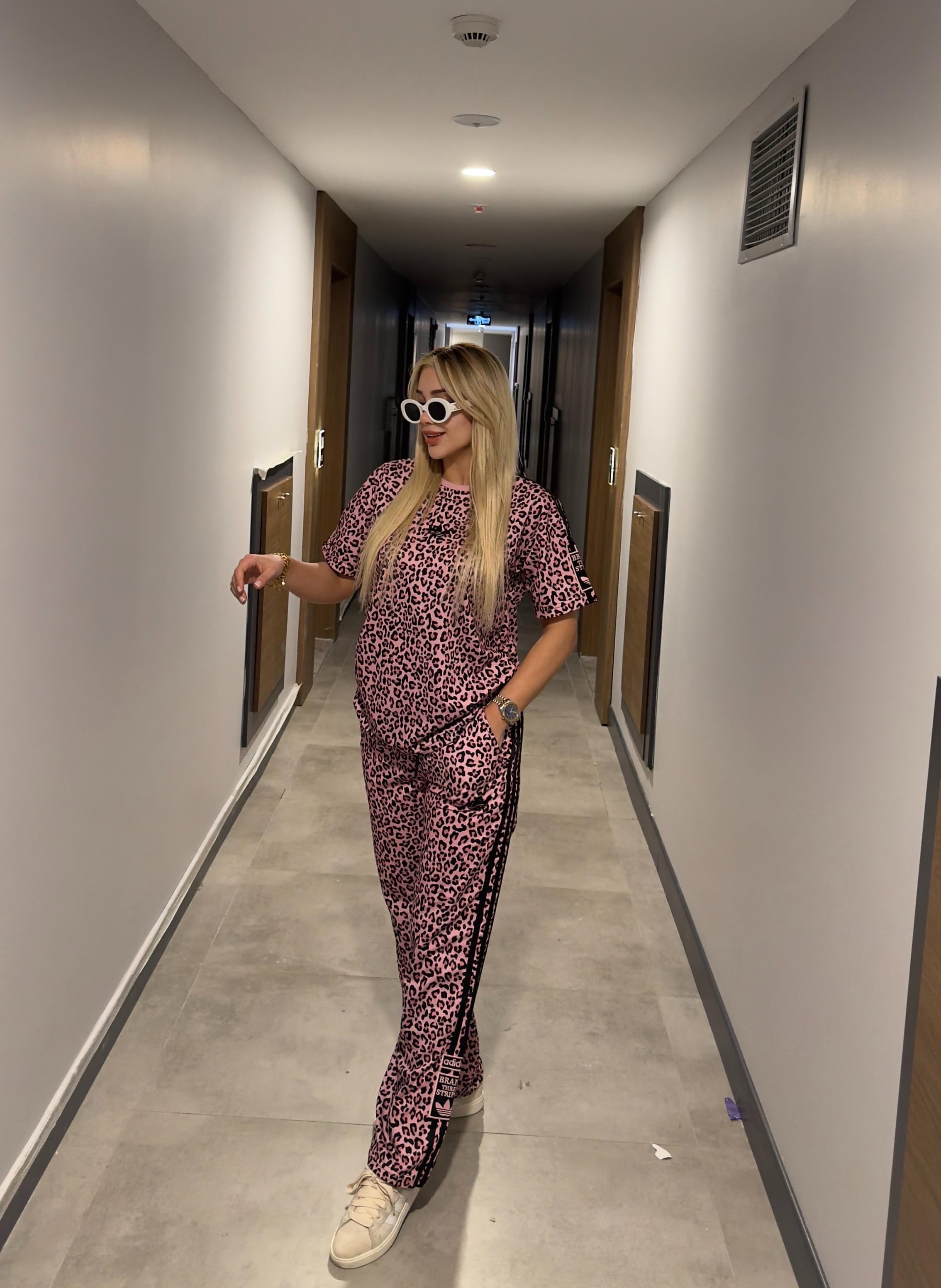 SİSİ TİŞÖRT TAKIM PEMBE