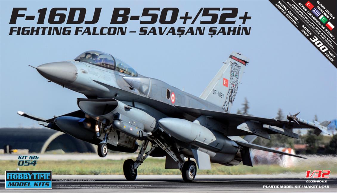 054 1/32 F-16D PLASTIC MODEL PLANE KIT