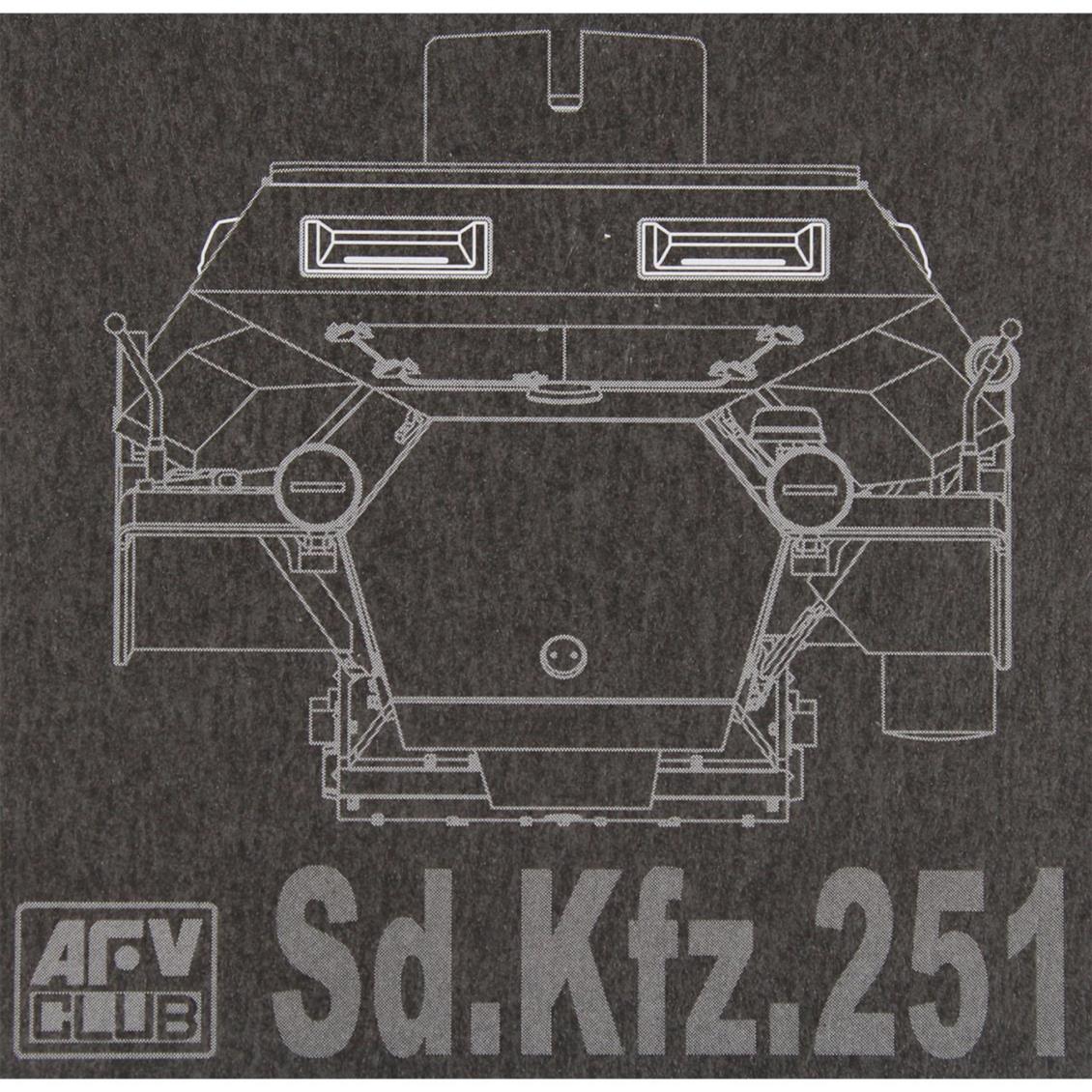 AFV Club AC35005 1/35  Sd. Kfz.251 Şeffaf Periskop Demonte Plastik Maketi