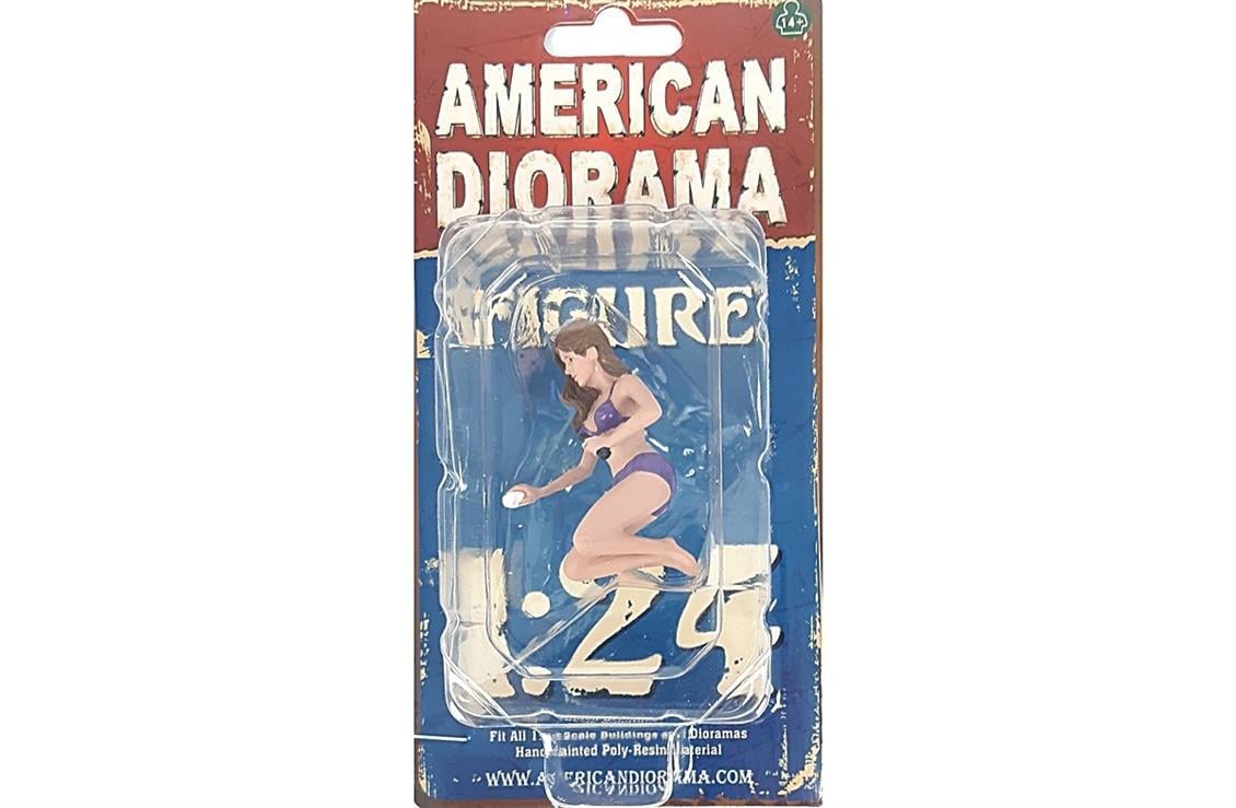American Diorama AD76365 1/24 Araba Yıkayan Bikinili Kız (Alisa) Sergilemeye Hazır Plastik Figürü