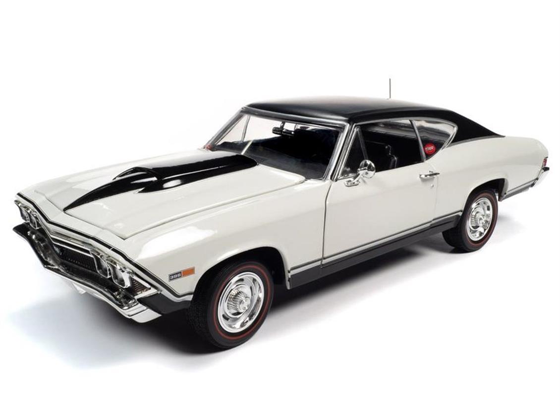 AutoWorld AMM1201 1/18 1968 Chevy NICKEY Chevelle SS Hardtop, Ermine White, Sergilemeye Hazır Metal Araba Maketi