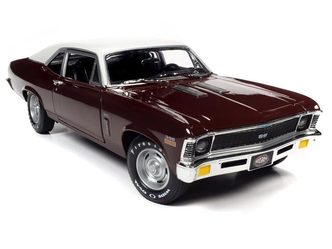 AutoWorld AMM1230 1/18 1970 Chevy Nova SS 396 (MCACN Class of 1970), Black Cherry, Sergilemeye Hazır Metal Araba Maketi