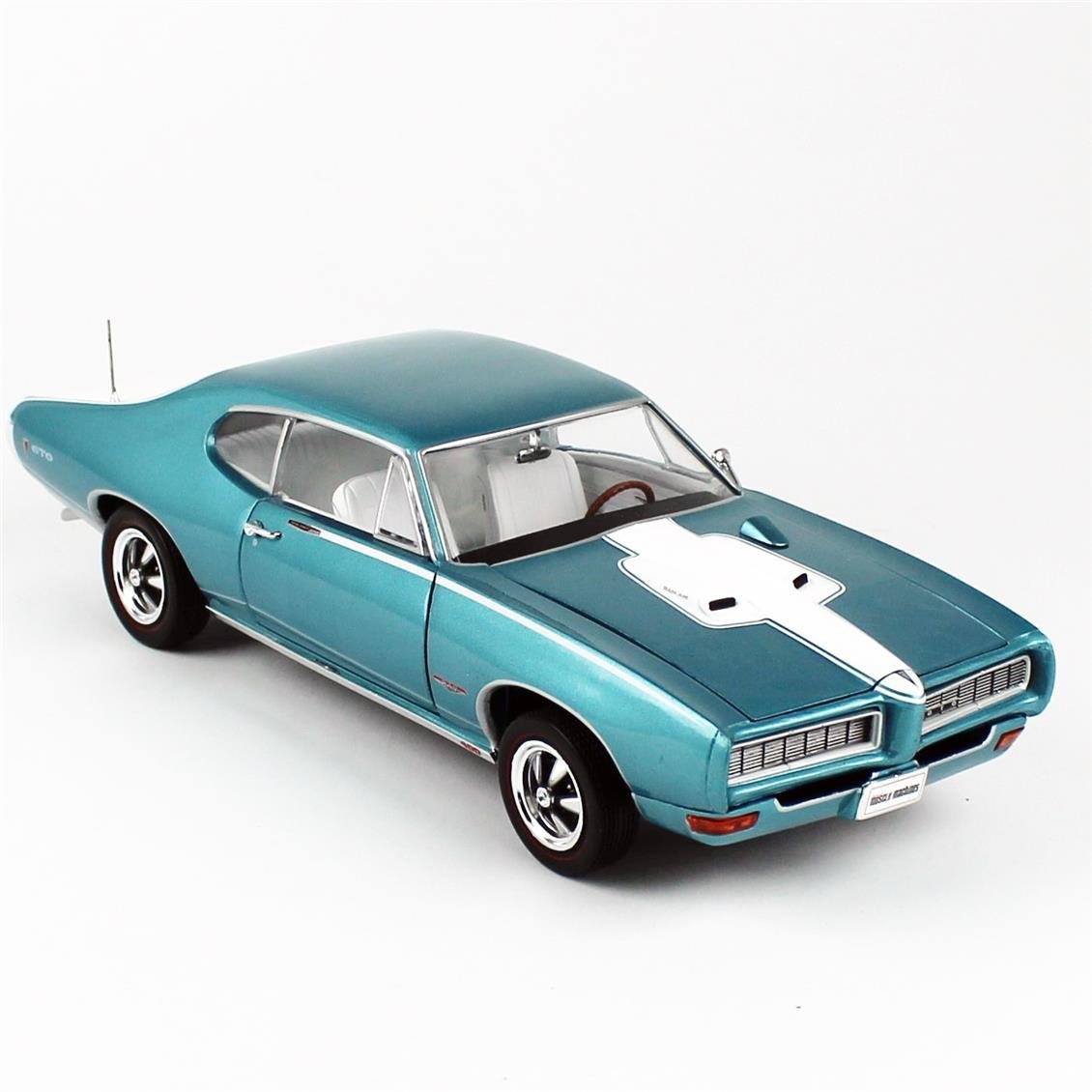 AutoWorld AMM1277 1/18 Ölçek, 1968 Pontiac Royal Bobcat, Turkuaz, Sergilemeye Hazır Metal Araba Modeli