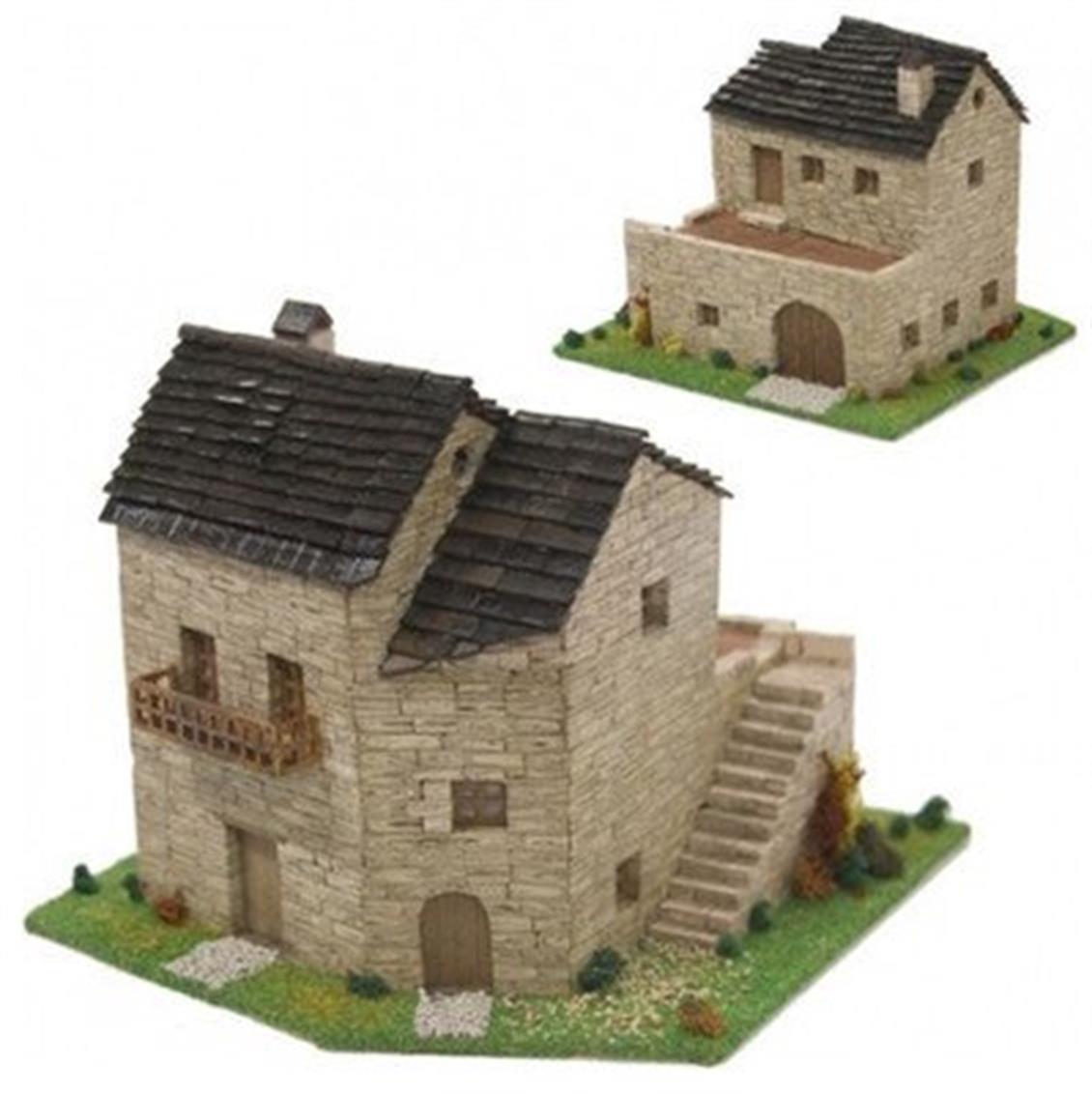 Domenech 3512 Kırsal Ev Tip.2, 1/87 Ölçek, 20 x20x14 Cm. Demonte Taş Maketi