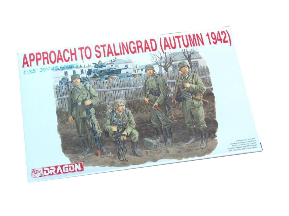 Dragon 6122 1/35 Stalingrad Kuşatması (Sonbahar 1942) Asker Figürleri  Demonte Plastik Maketi