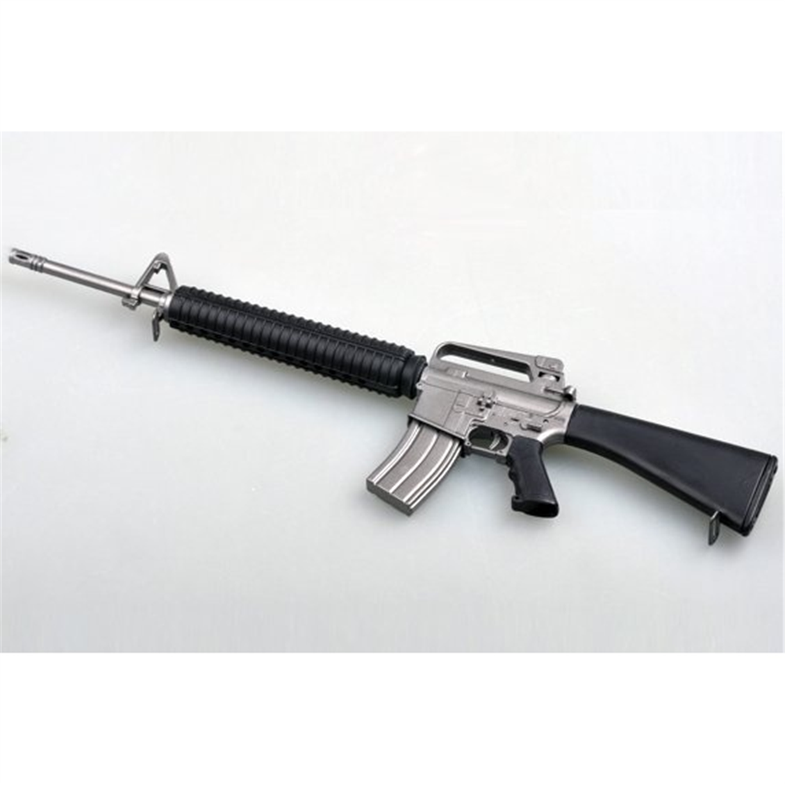 Easy Hobby 39106 1/3 Ölçek,  M16A2 Silahı, Sergilemeye Hazır Plastik Model