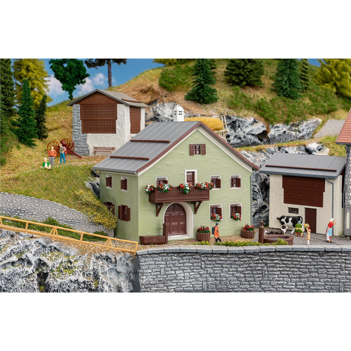 Faller 130623 1/87 Ölçek, Engadine Konuk Evi, Plastik Model Kiti