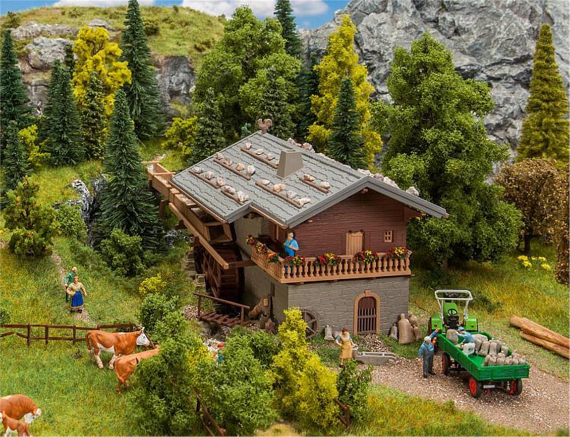 Faller 191751 1/87 Alp Dağlarına Özgü Dükkan Demonte Plastik Maketi