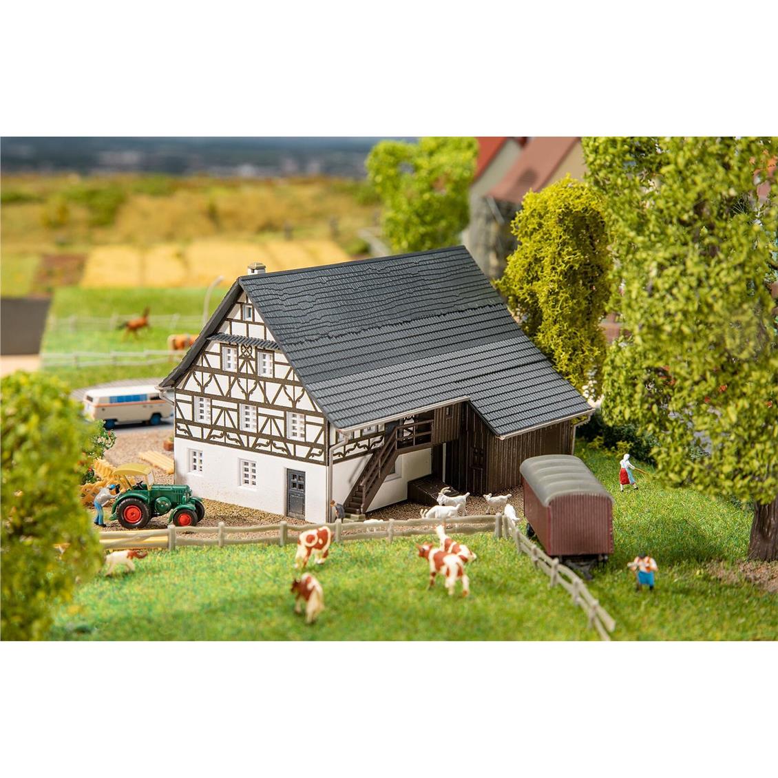 Faller 232190 1/160 Ölçek, Çiftlik Evi, Plastik Model Kiti