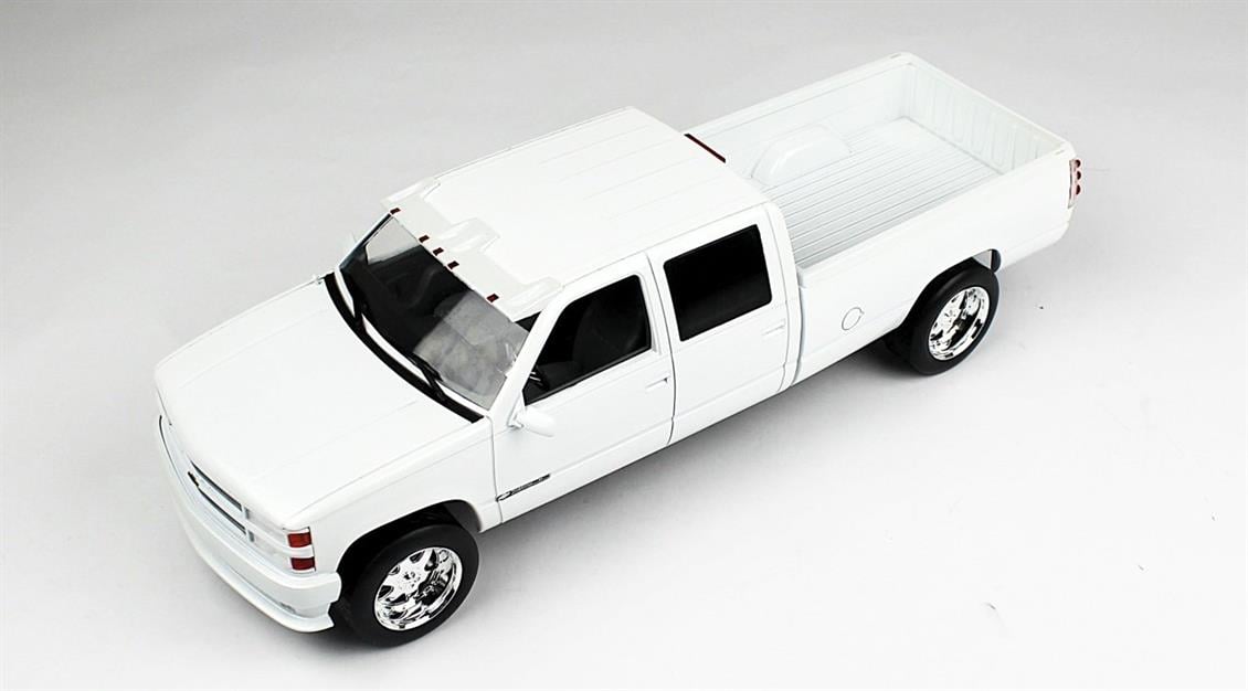 Greenlight 19072 1/18 1997 Chevrolet Silverado 3500,Çift Kabin, Beyaz, Sergilemeye Hazır Metal Kamyonet Modeli