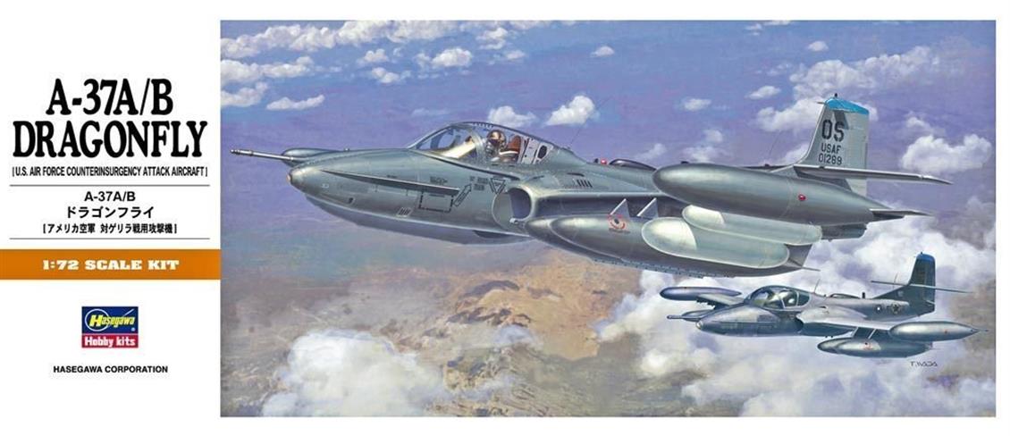 Hasegawa A12 00142 1/72 A-37 A/B Dragonfly Savaş Uçağı Demonte Plastik Maketi