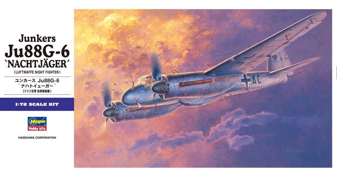 Hasegawa E32 01562 1/72 Junkers JU88G-6 (Gece Avcısı) Savaş Uçağı Demonte Plastik Maketi