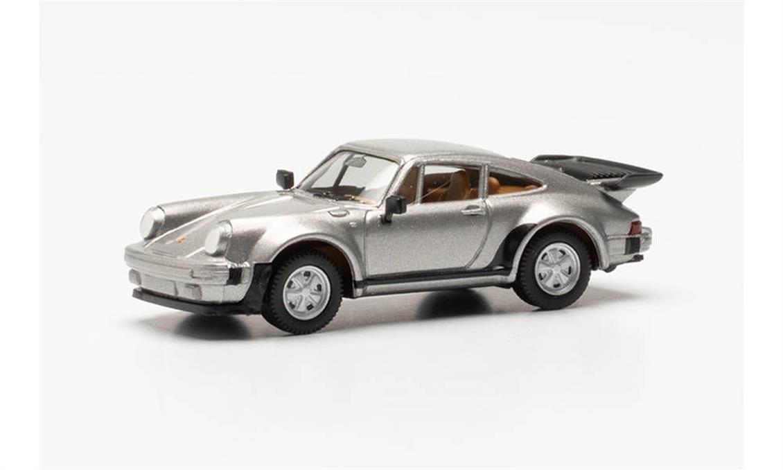 Herpa 030601-003 1/87 Ölçek Porsche 911 Turbo, Metalik Gümüş, Sergilemeye Hazır Model Araç