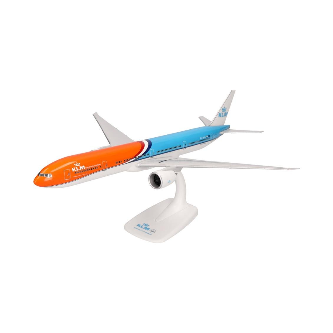 Herpa 614511 1/200 Ölçek, KLM Boeing 777-300ER (Orange Pride) PH-BVA, Snapfit, Plastik, Standlı, Sergilemeye Hazır Model Yolcu