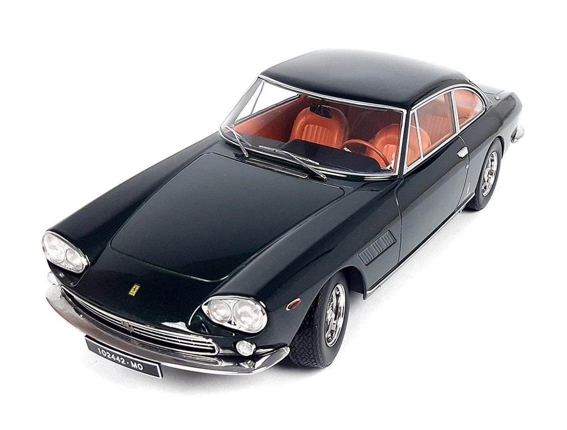 KKscale 180422 1/18 1964 Ferrari 330 GT 2+2, Metalik Koyu Yeşil, Sergilemeye Hazır Metal Araba Modeli