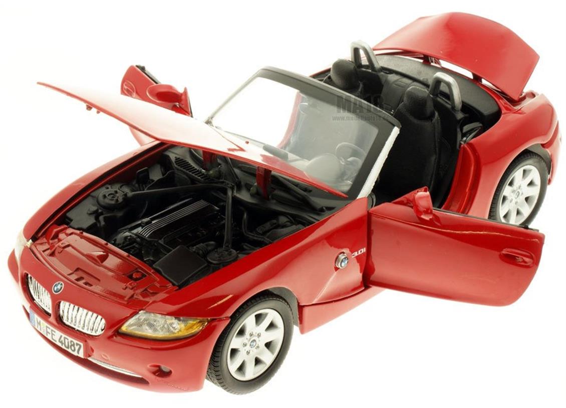 Motormax 73144 1/18 Bmw Z4 Convertible, Kırmızı, Sergilemeye Hazır Metal Araba Modeli