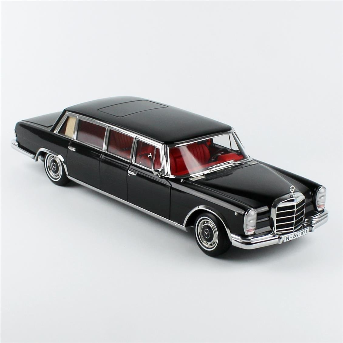 NZG 10710050 1/18 Ölçek, Mercedes-Benz 600 Pullman, Siyah, Sergilemeye Hazır Metal Model