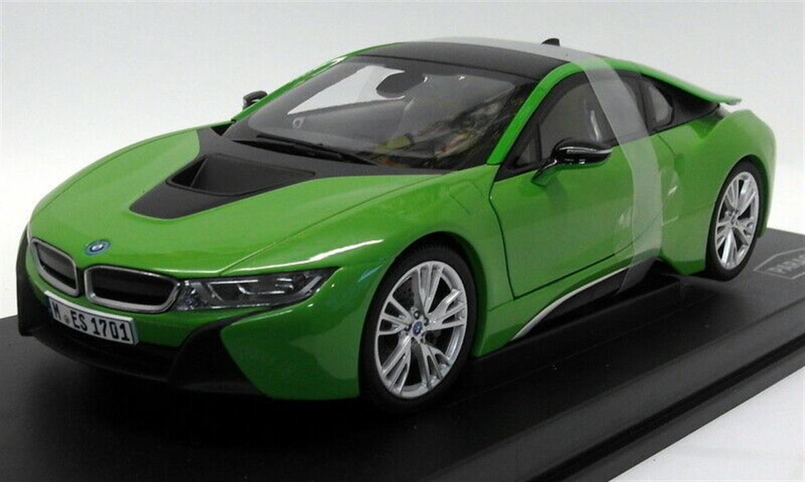Paragon 97086 1/18 BMW i8 Java Green Sergilemeye Hazır Metal Araba Modeli