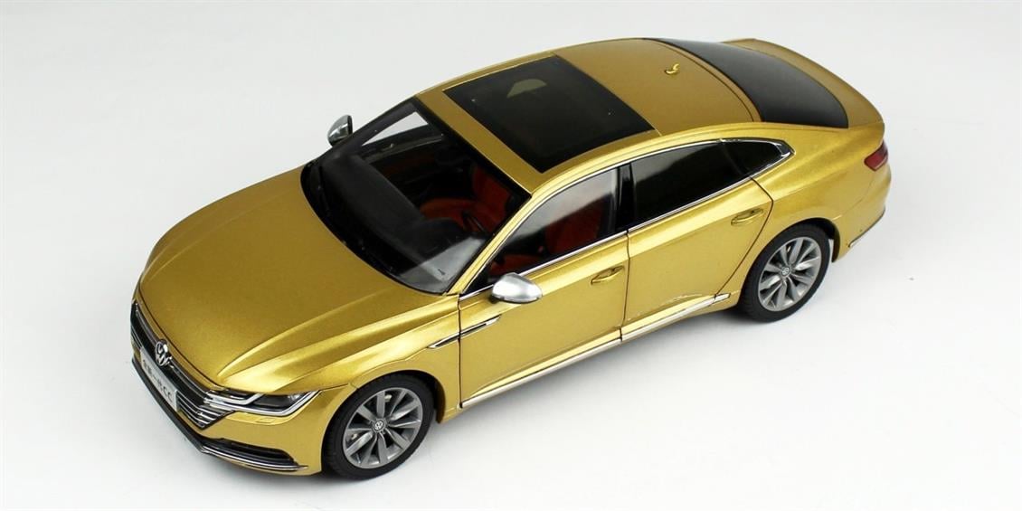 Paudi Model 2570GL 1/18 2018 Volkwagen CC Arteon, Altın, Sergilemeye Hazır Metal Araba Modeli
