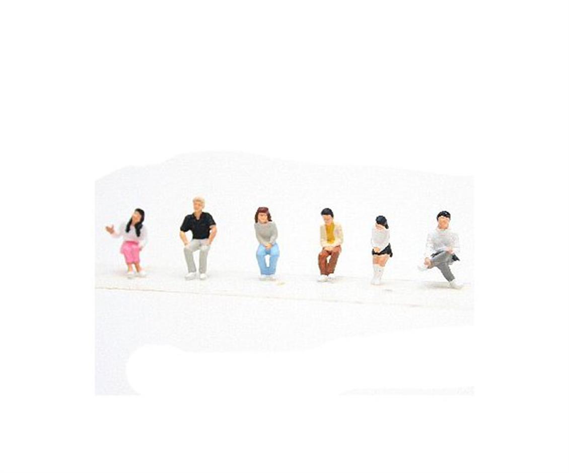 Preiser 10297 1/87 Ölçek sitzende jugendliche Figürleri