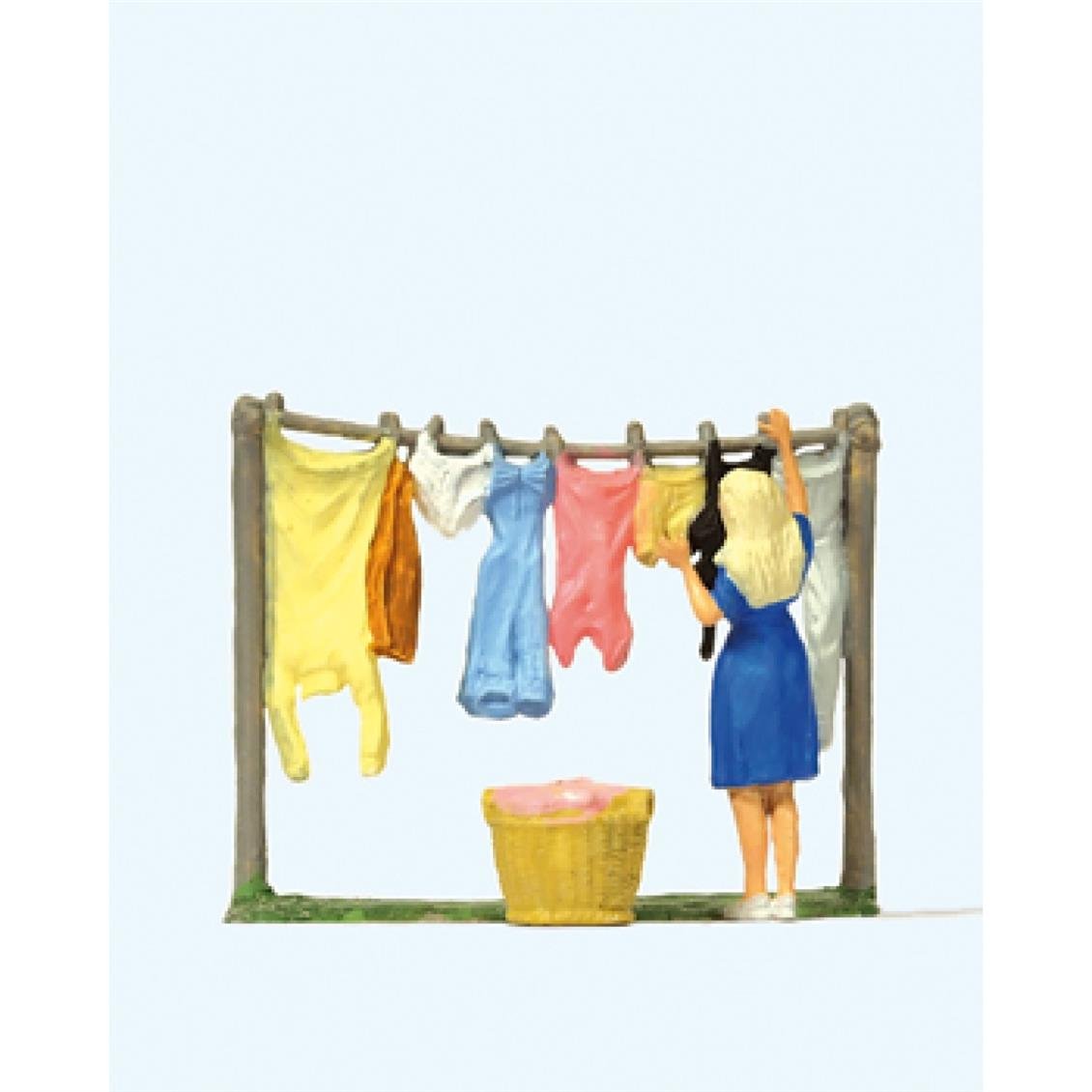 Preiser 28110 1/87 Ölçek, Çamaşır Yıkama Günü, Boyanmış Plastik Figürü