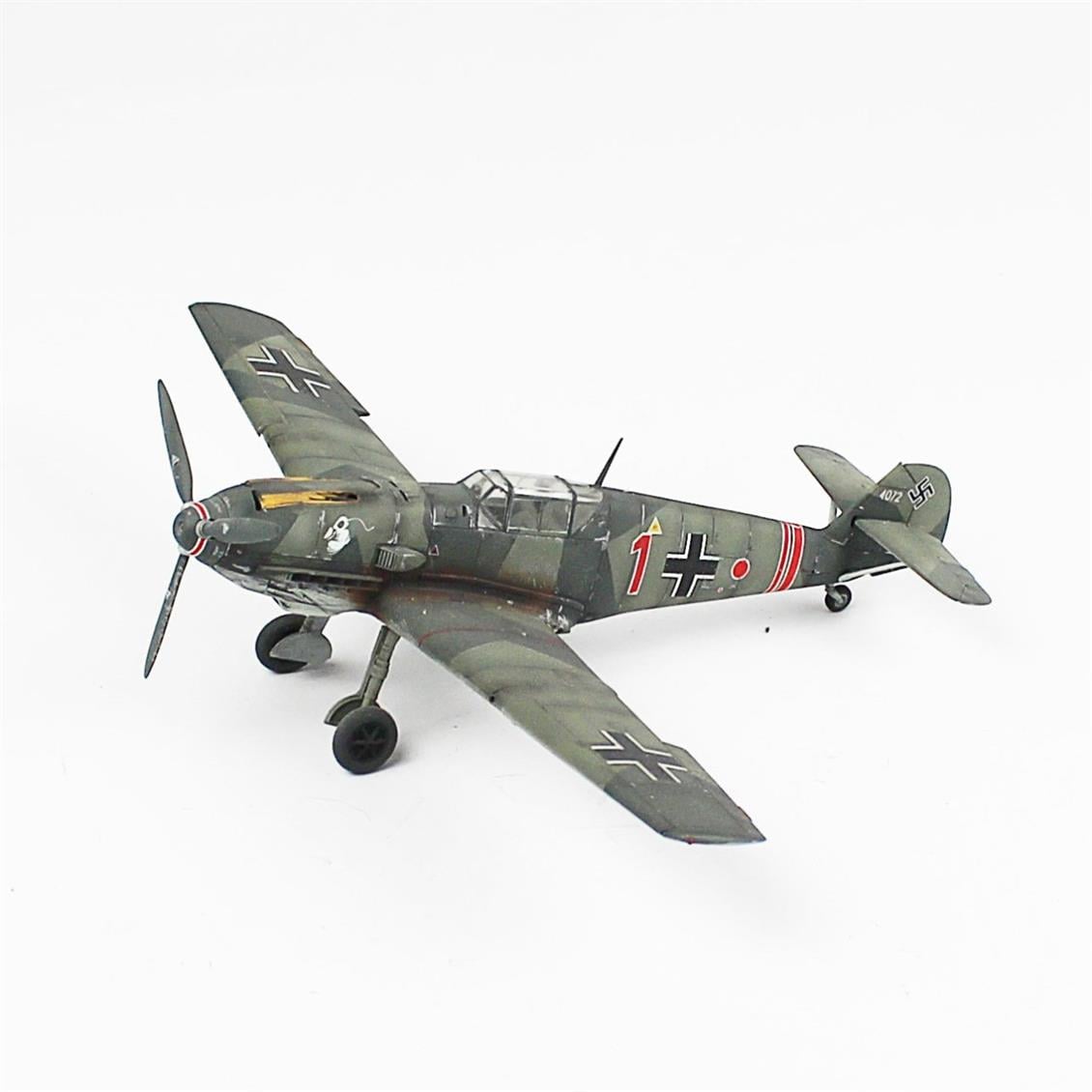 QD060 1/48 Messerschmitt Bf 109 E-3 Sergilemeye Hazır Plastik Uçak Maketi