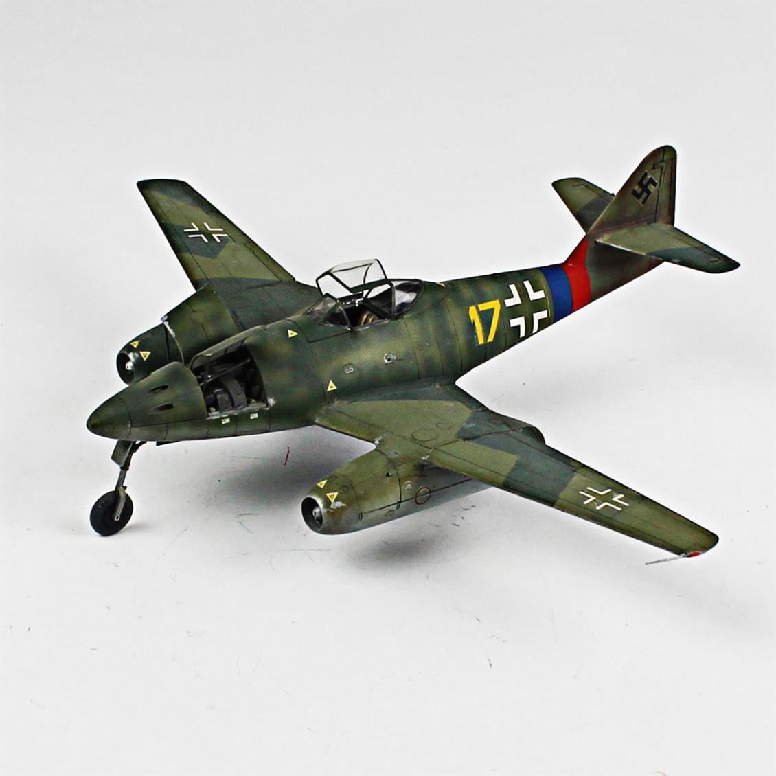 QD063 1/48 Messerschmitt Bf 262 Sergilemeye Hazır Plastik Uçak Maketi