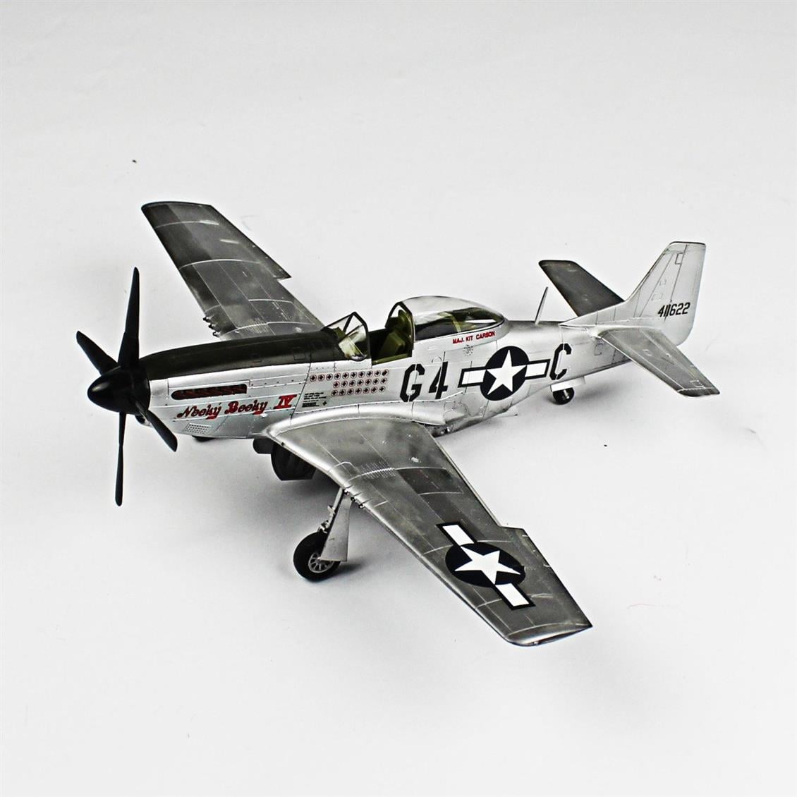 QD099 1/48 P-51D Mustang Sergilemeye Hazır Plastik Uçak Maketi