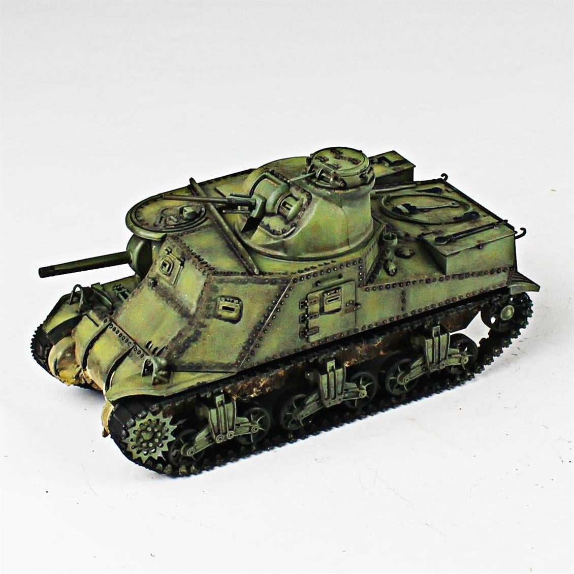 QD269 1/35 M3 Lee, Tamiya, Sergilemeye Hazır Plastik Tank Maketi