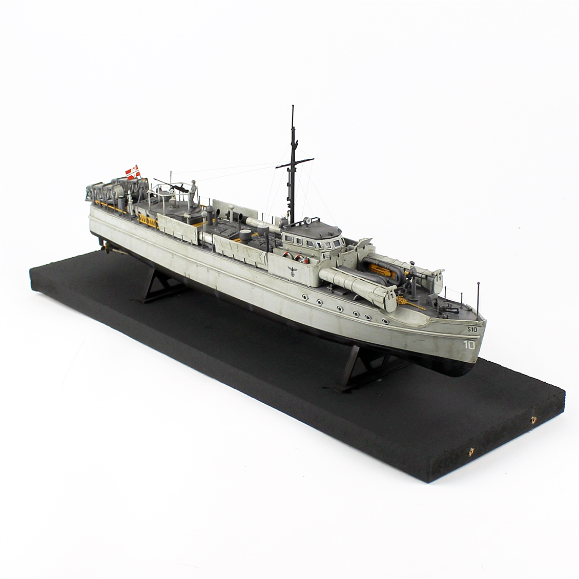 QD407 1/72 Ölçek, German S-Boat, 1939-45 Alman Torpido Botu, Camekanlı, Sergilemeye Hazır, Plastik Gemi Modeli