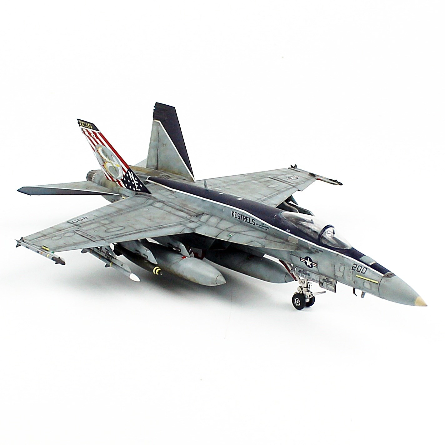 QD613 1/72 Ölçek, F/C-18C Hornet, Sergilemeye Hazır Model Uçak