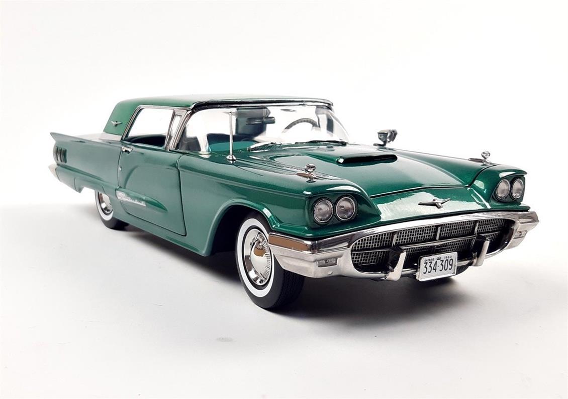 Sunstar 4309 1/18 1960 Ford Thunderbird, Hard Top, Briarcliffe Green, Sergilemeye Hazır Metal Araba Modeli